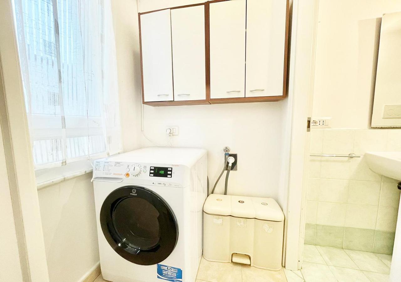 Pgs Immobiliare Srls Residenza Marino Bilocale In Centro Storico La Maddalena Appartement La Maddalena  Buitenkant foto